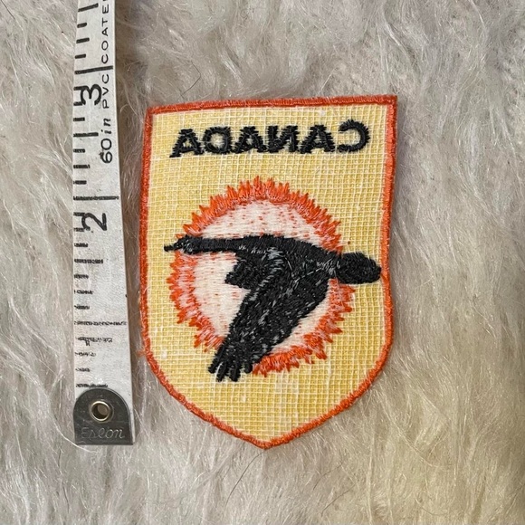 Vintage canada patch - Picture 2 of 4